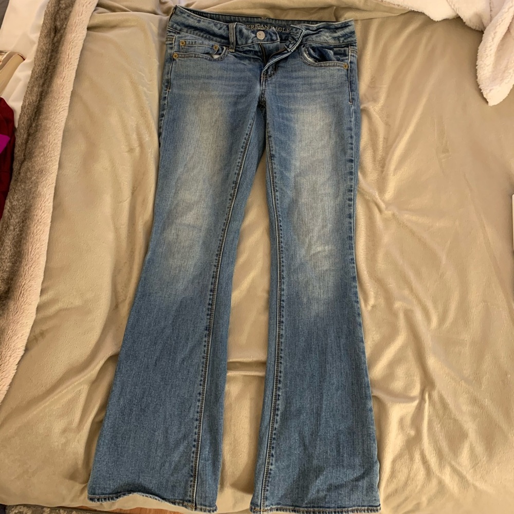 American Eagle Artist Flare Jean
